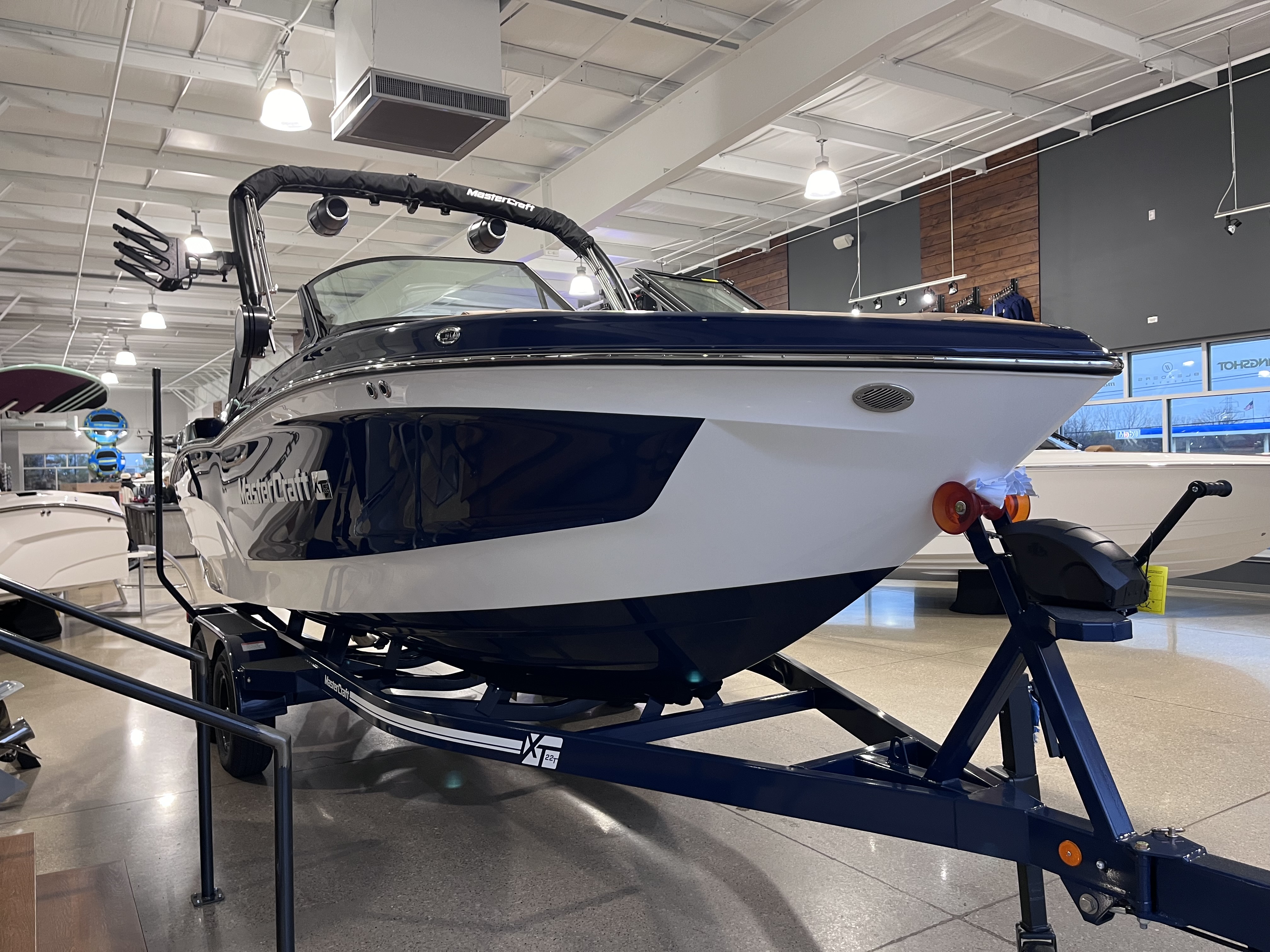 2025 MasterCraft XT22T