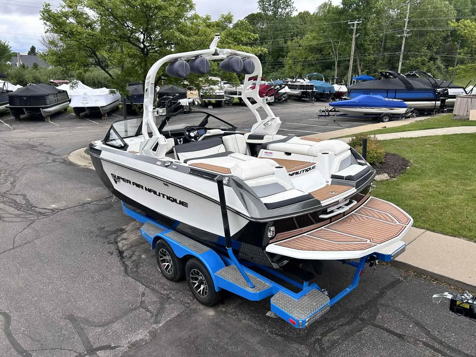 2020 Nautique G21 - New Arrival!! - Only 134 Hours