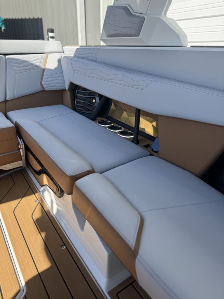 2025 Nautique Super Air Nautique G23