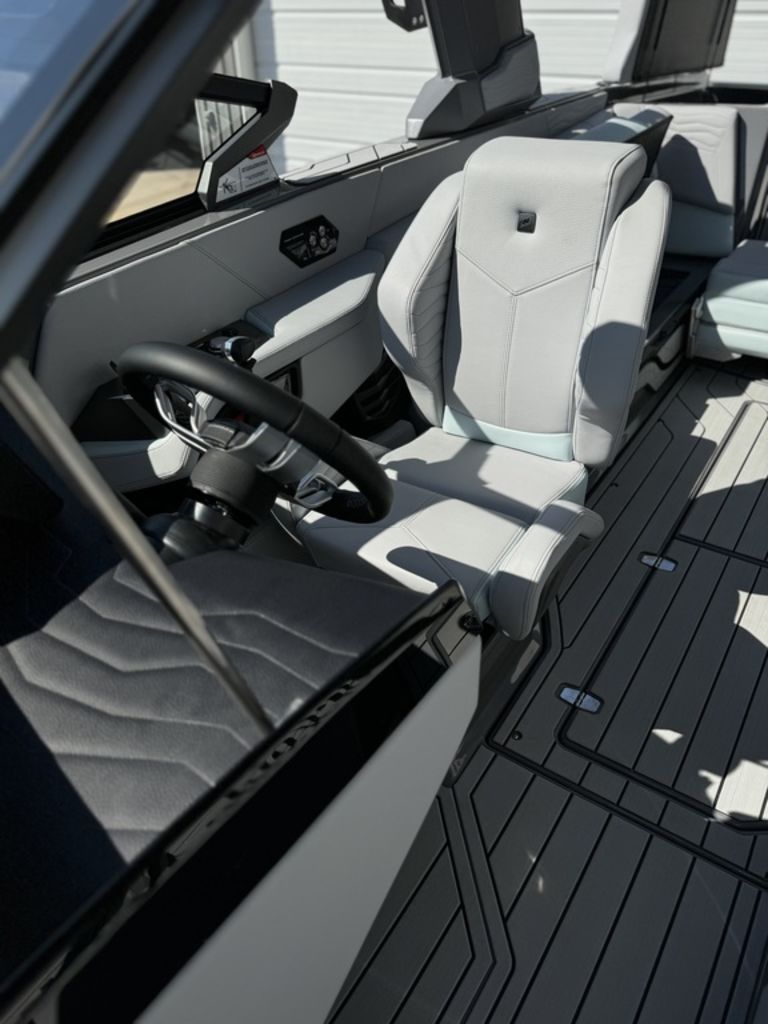 2025 Nautique Super Air Nautique G23 Icon