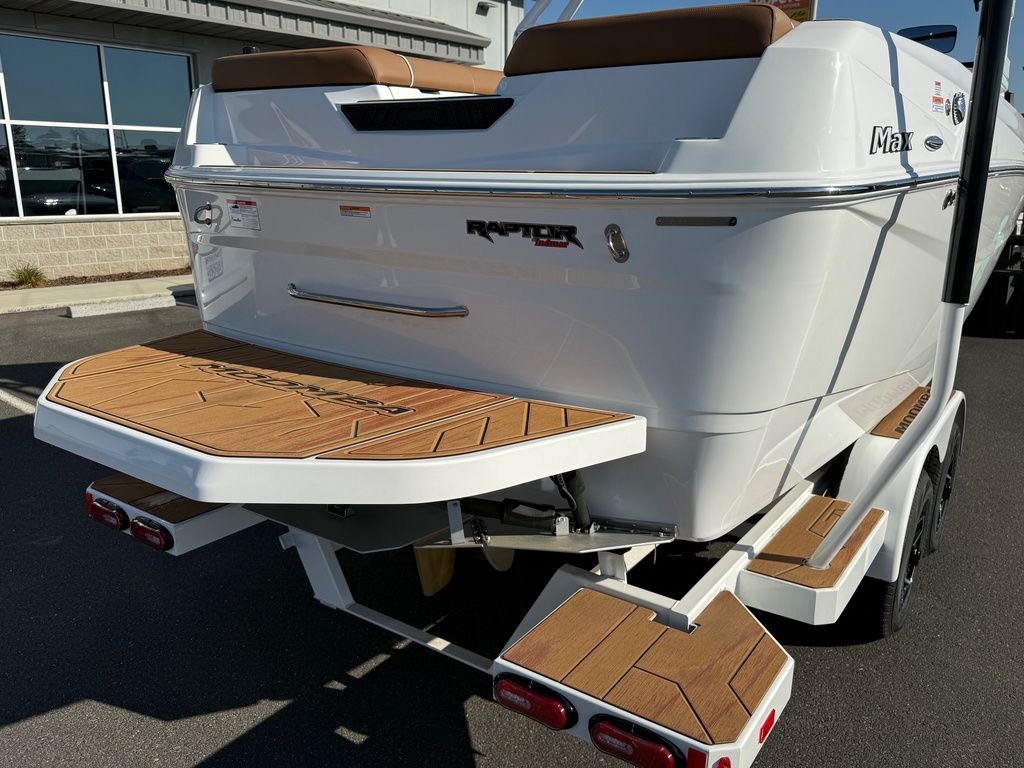 2025 Moomba Max