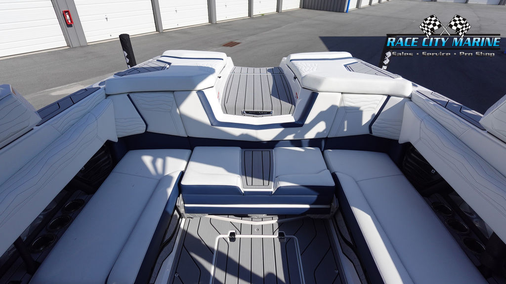 2025 Nautique G23