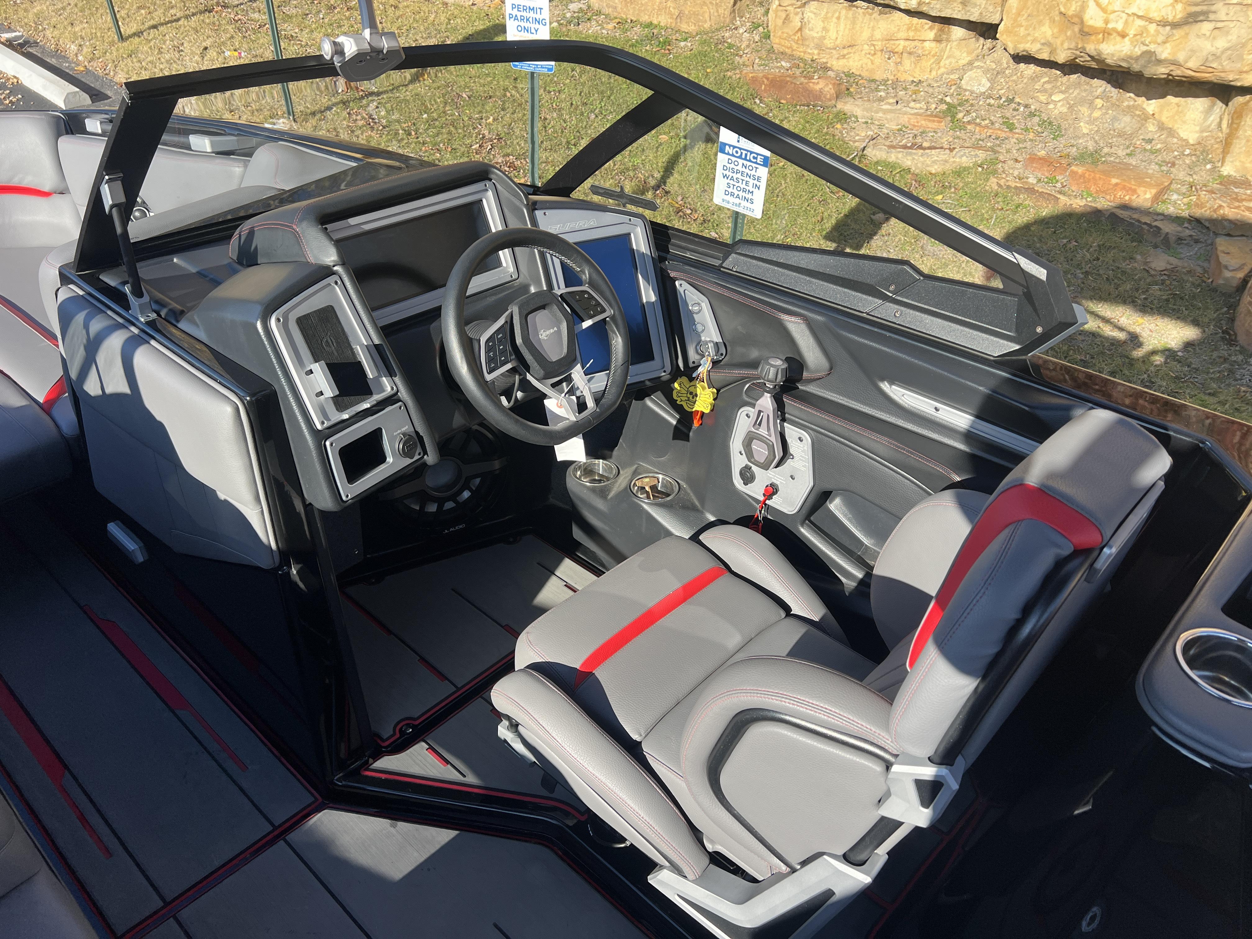 2022 SUPRA SE 550