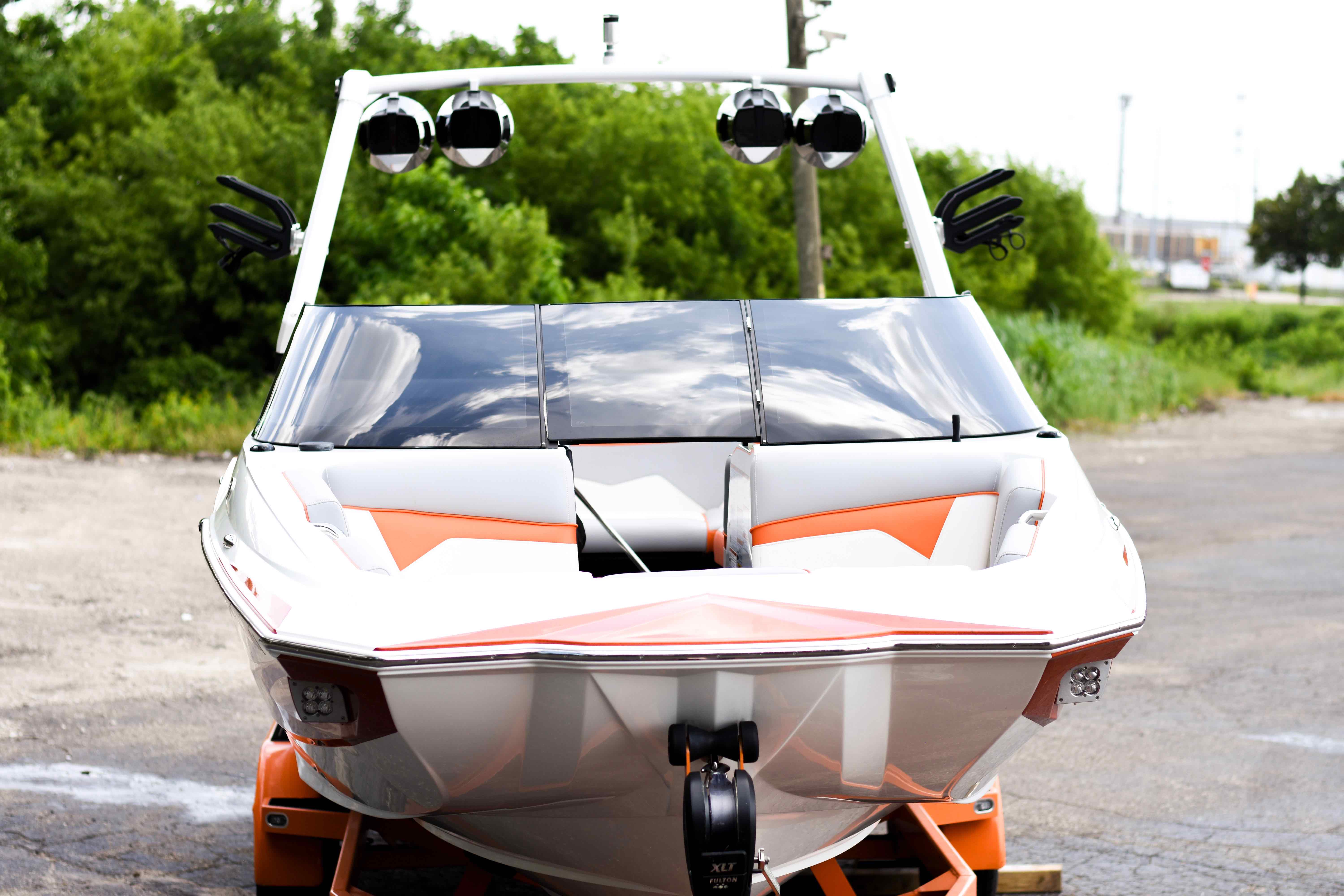 2019 Supreme ZS232 – 120 Hours