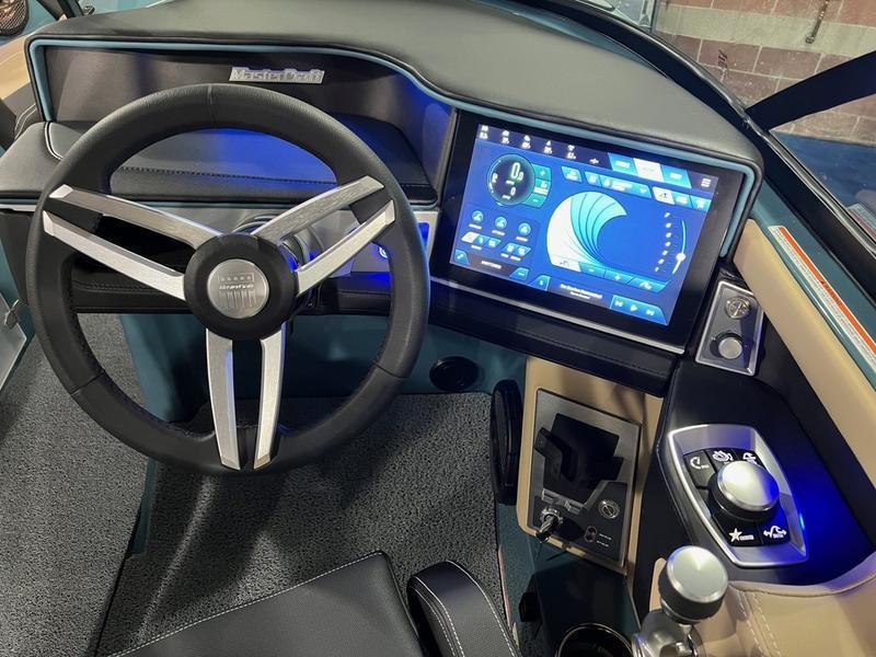 2025 MasterCraft XT23