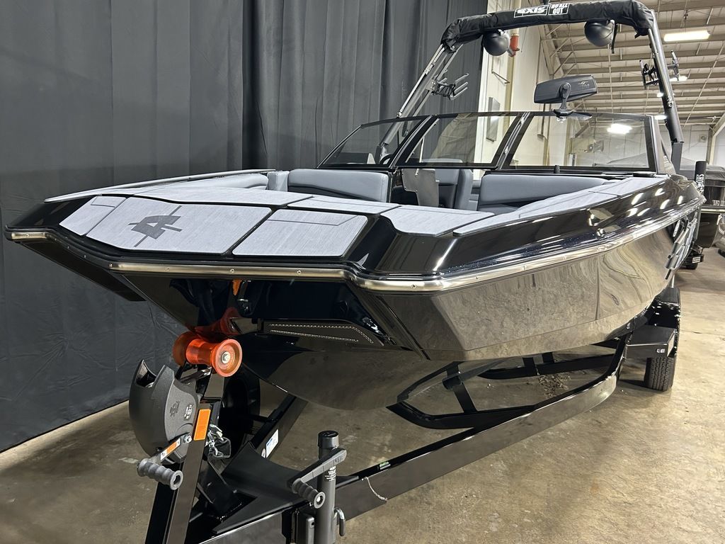 2025 Axis Wake Research A225 Icon