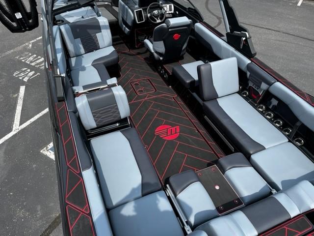 2024 Malibu 26 LSV *Huge Demo Discount- New*