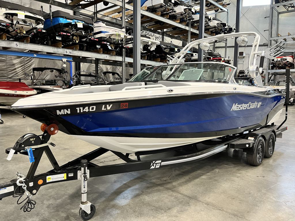 2019 MasterCraft XT23