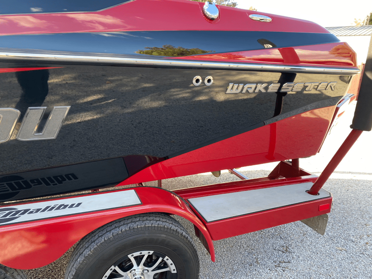 2017 Malibu Wakesetter VLX 21