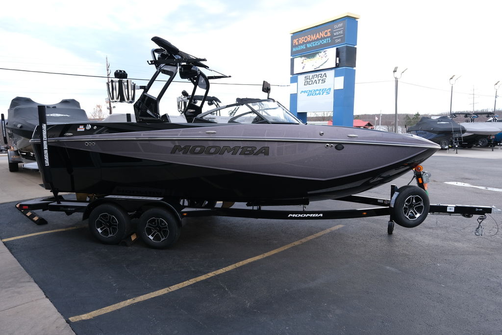 2024 MOOMBA Craz BRAND NEW LAST 2024 MODEL 