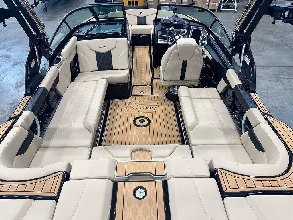 2024 mastercraft XT22