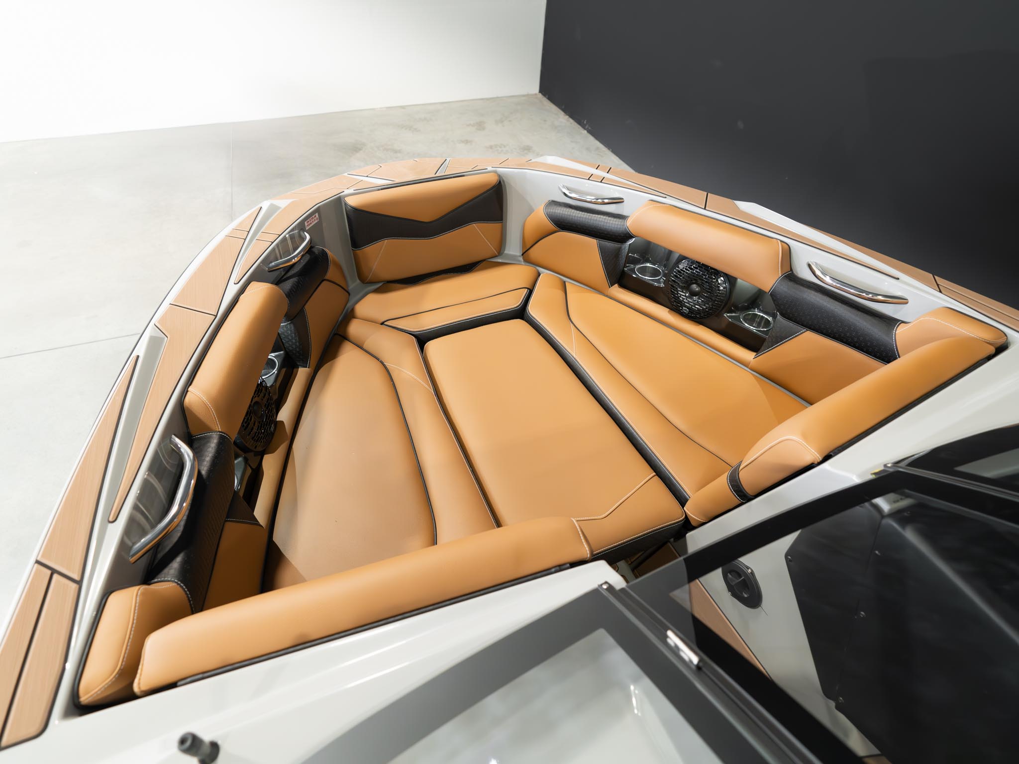 2025 Supreme S240 Stone Grey / Brown Interior Icon