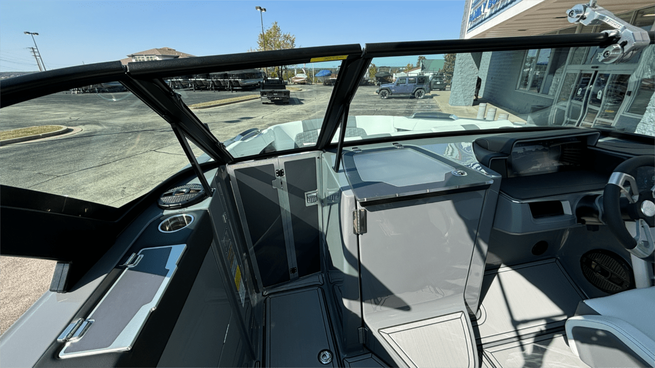 2025 MasterCraft X26