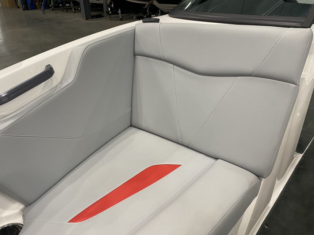2023 MasterCraft NXT20