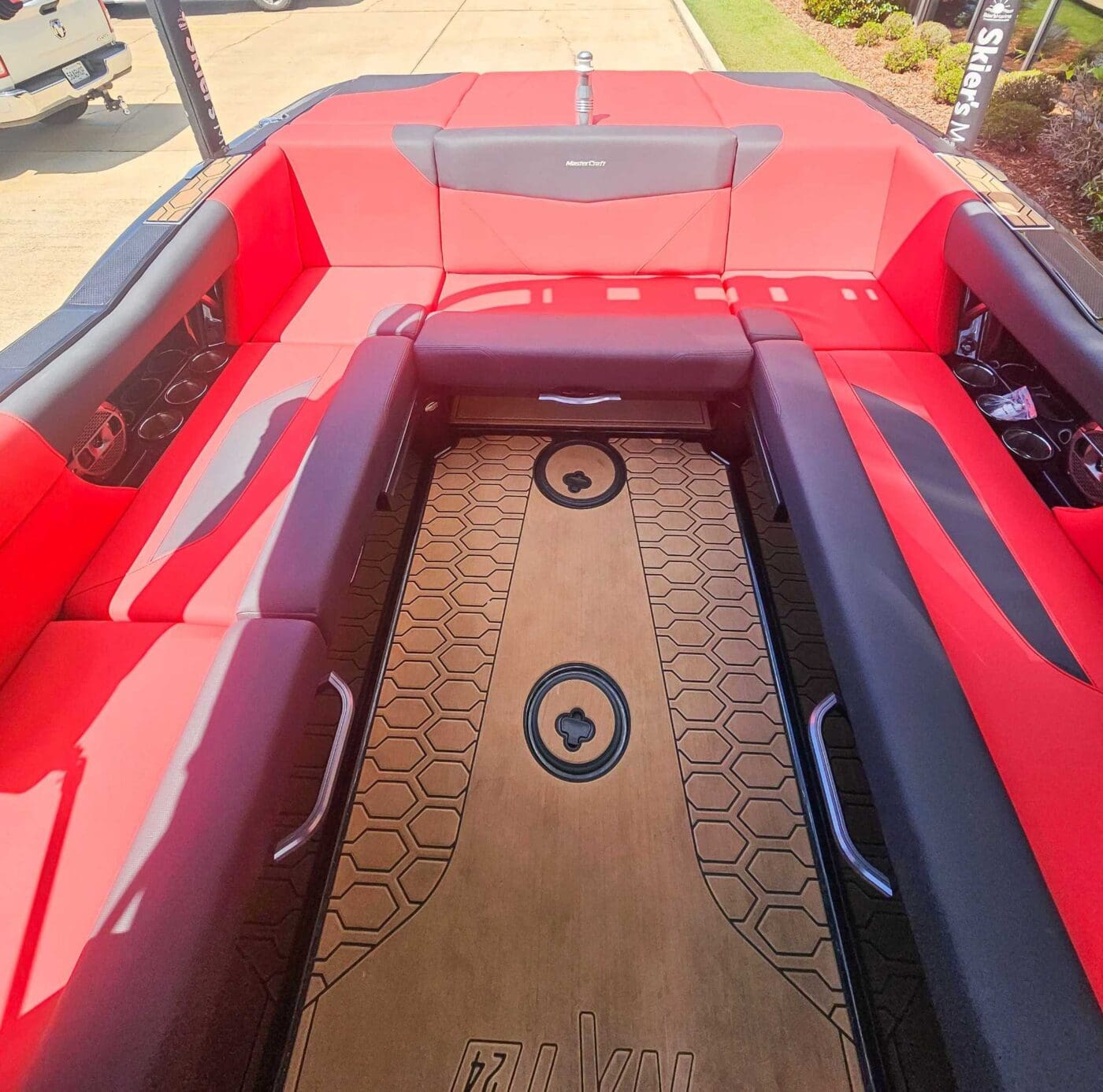 2021 MasterCraft NXT24