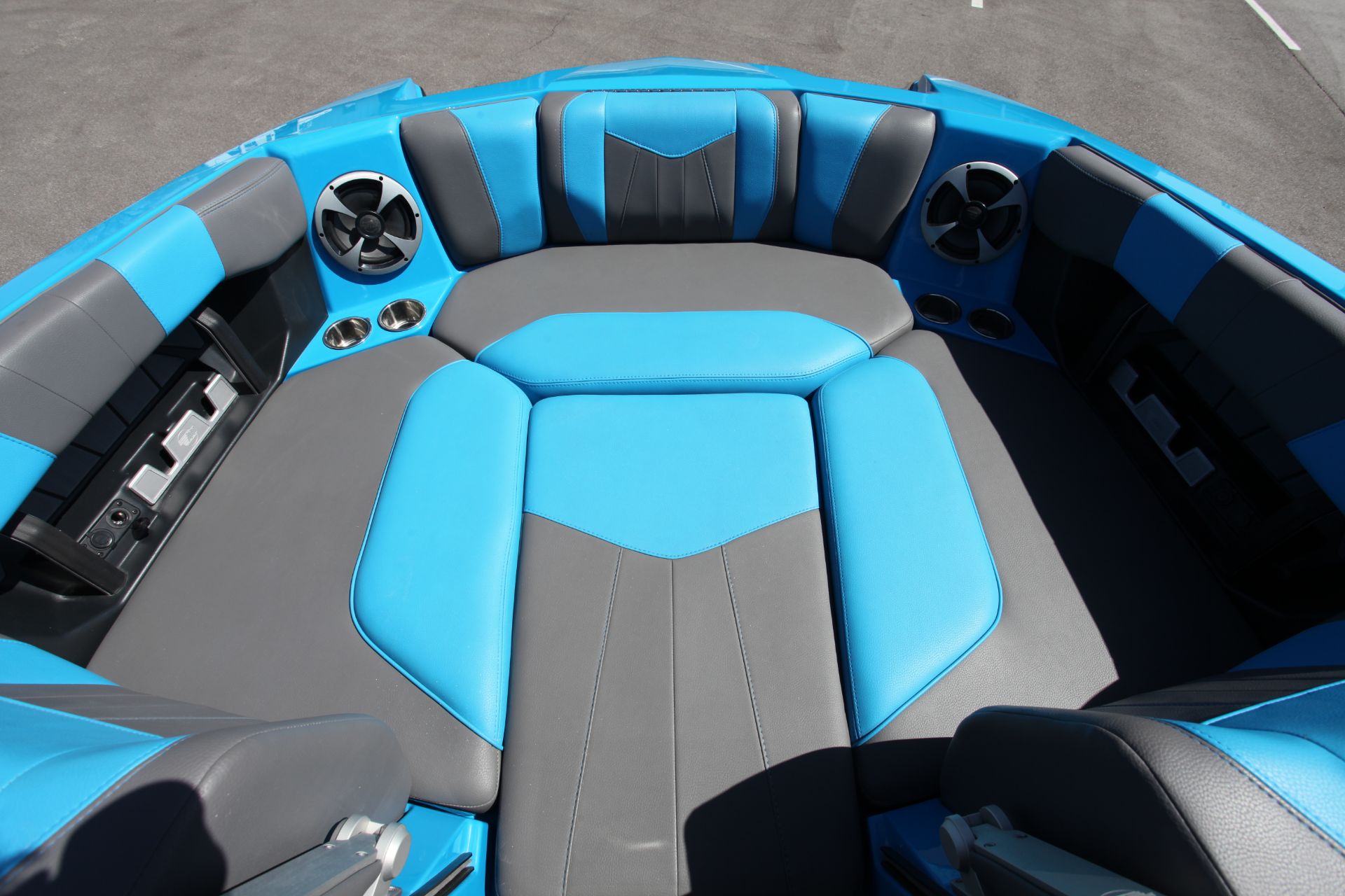  Malibu Wakesetter 23 MXZ