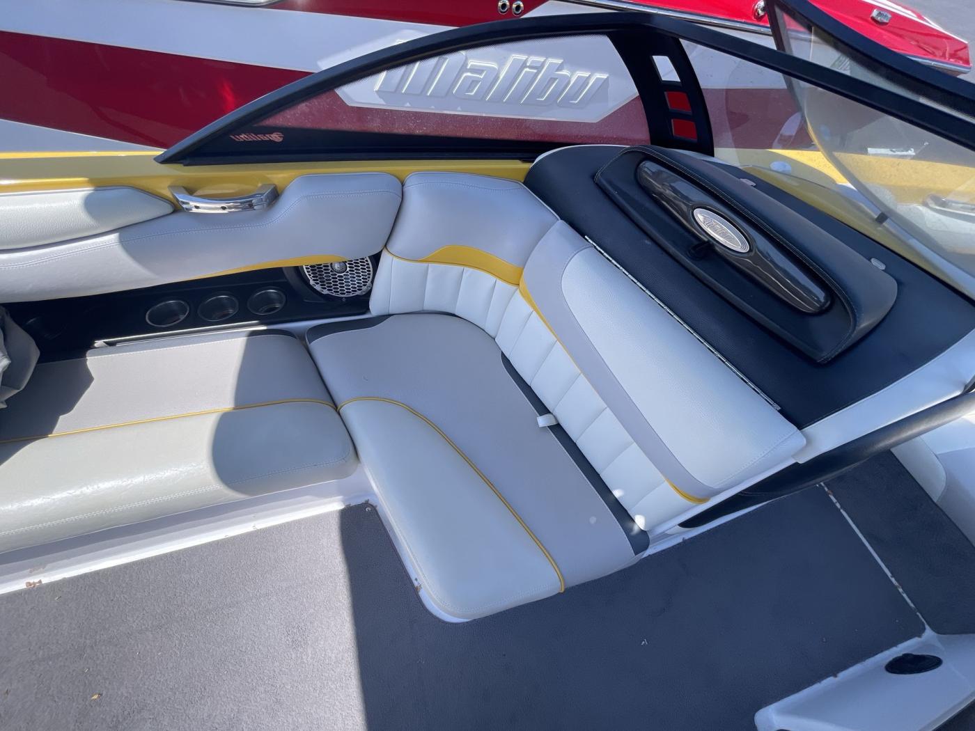 2013 malibu 22-MXZ