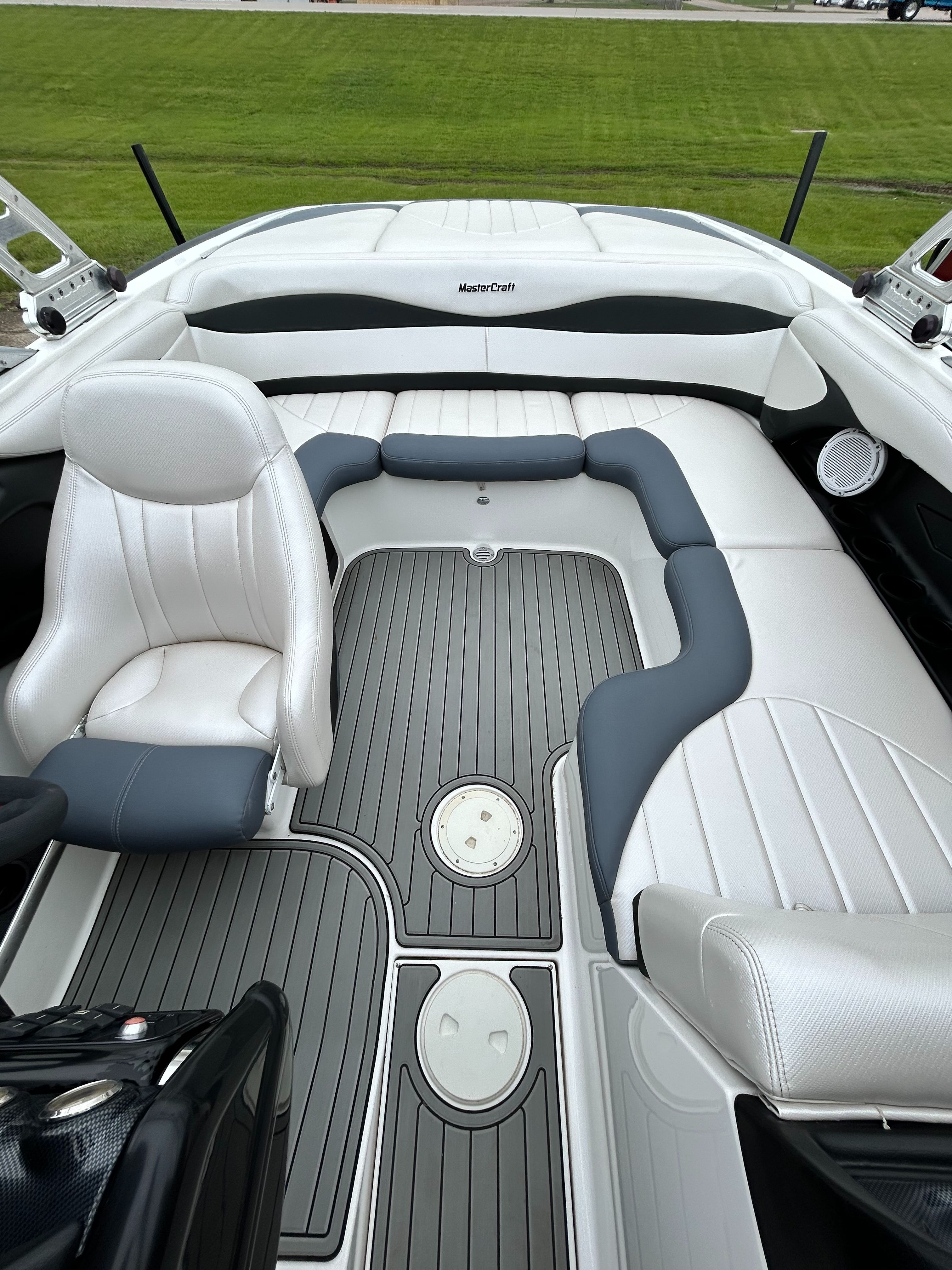 2005 MasterCraft XStar