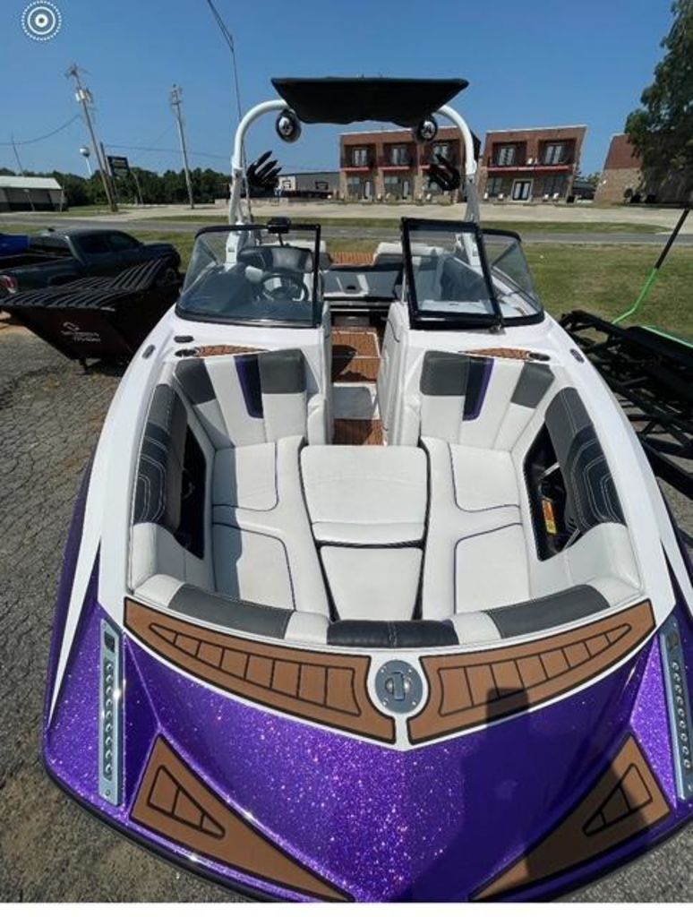 2014 Nautique Super Air Nautique G21