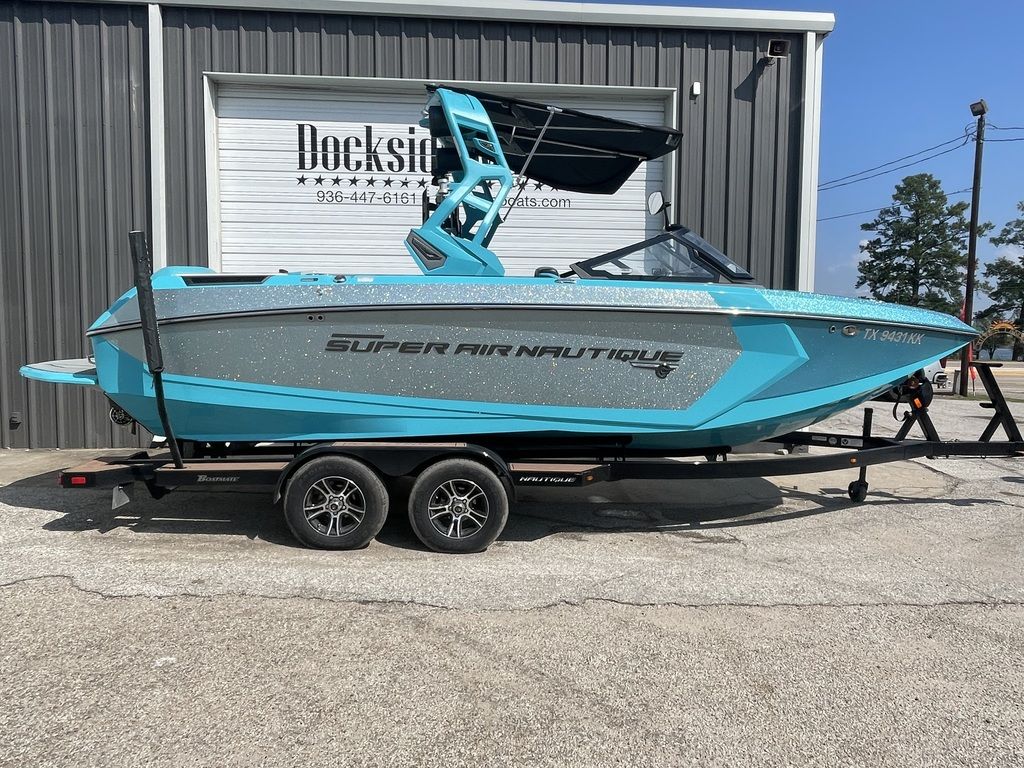 boat.Title
