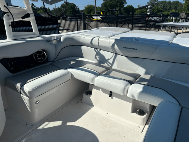 2014 Moomba Mondo