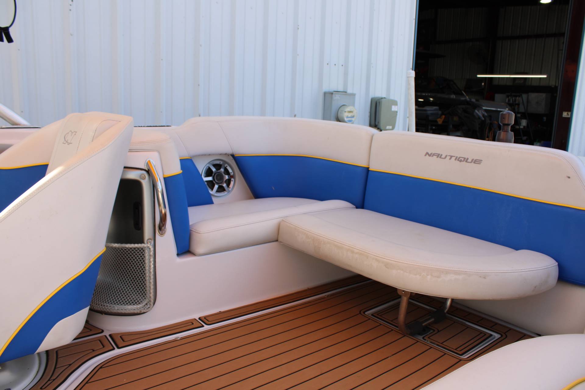 2008 Nautique SV211TE