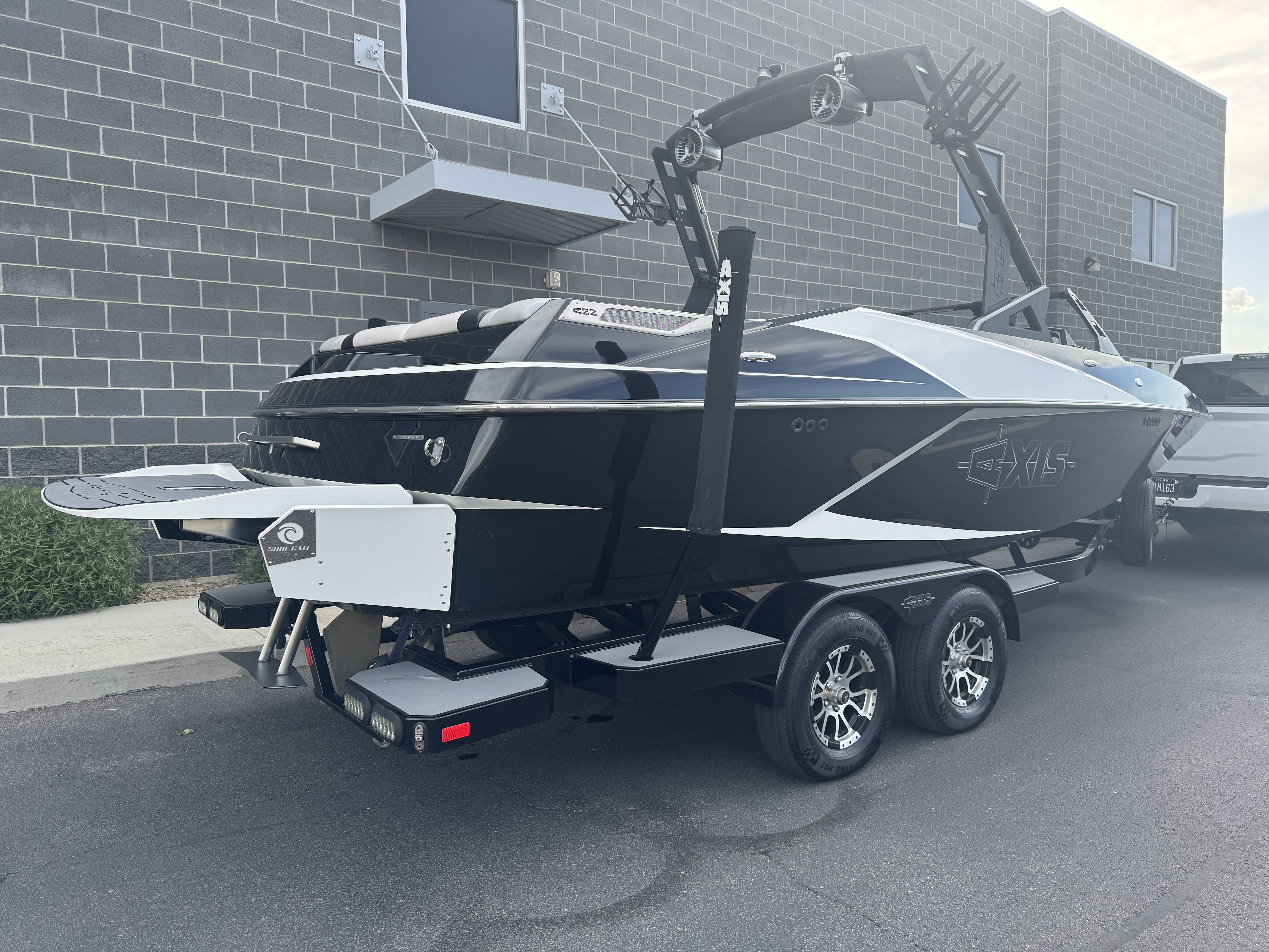 2018 Axis A22 Original Owner Low Hours
