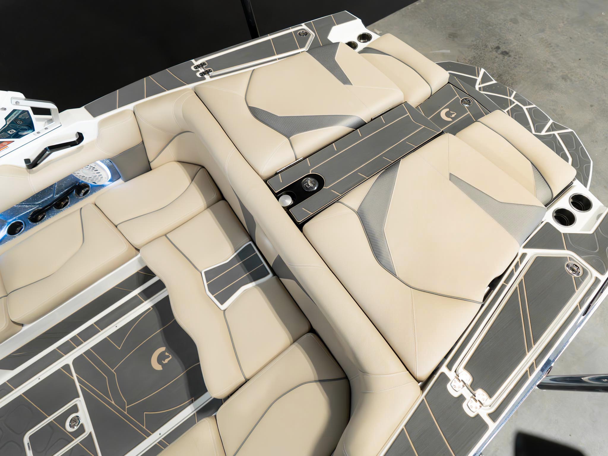 2025 Centurion Fe23 – Steel Blue Flake / White Icon