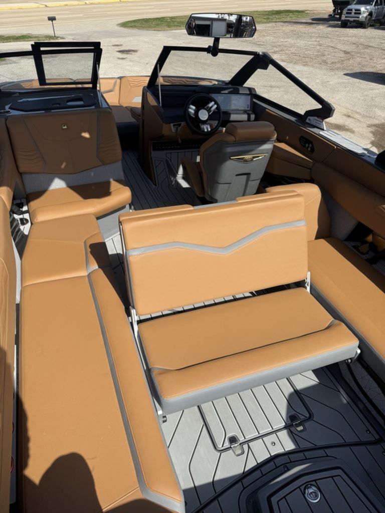 2025 Nautique Super Air Nautique G25