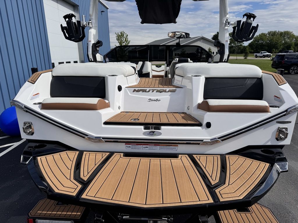 2022 Nautique Super Air Nautique G21