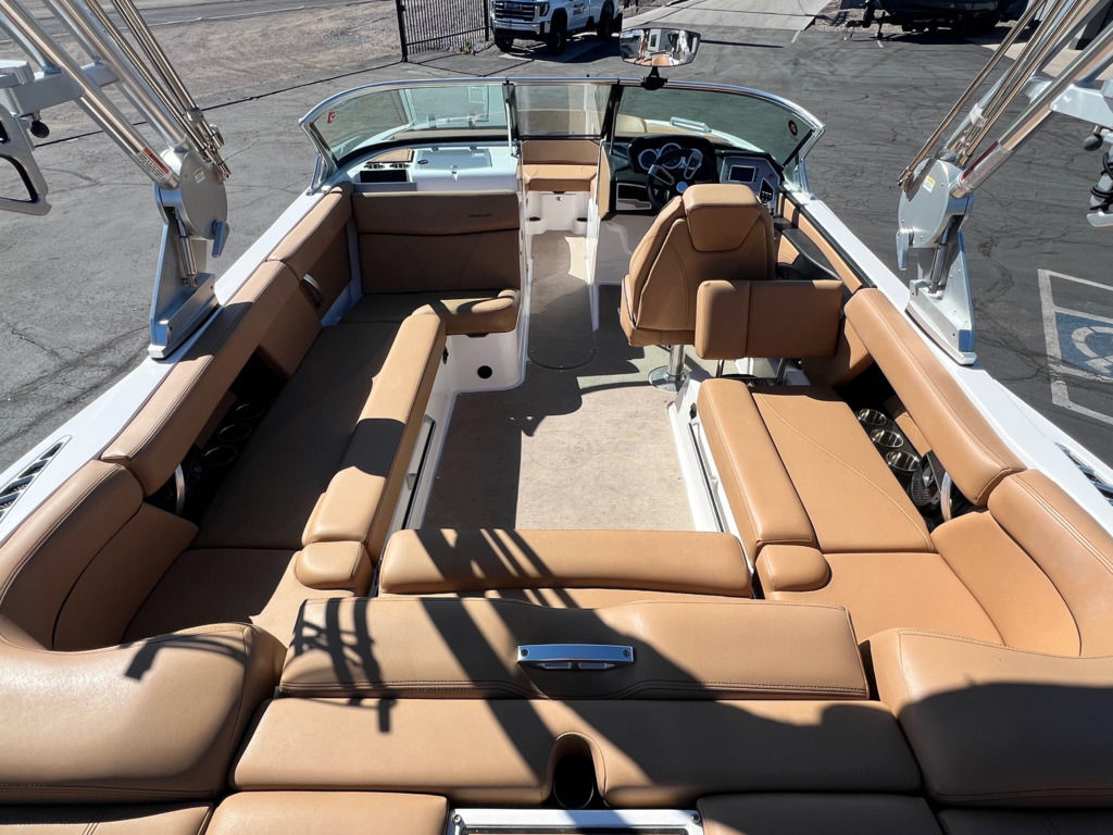 2021 Mastercraft XT22