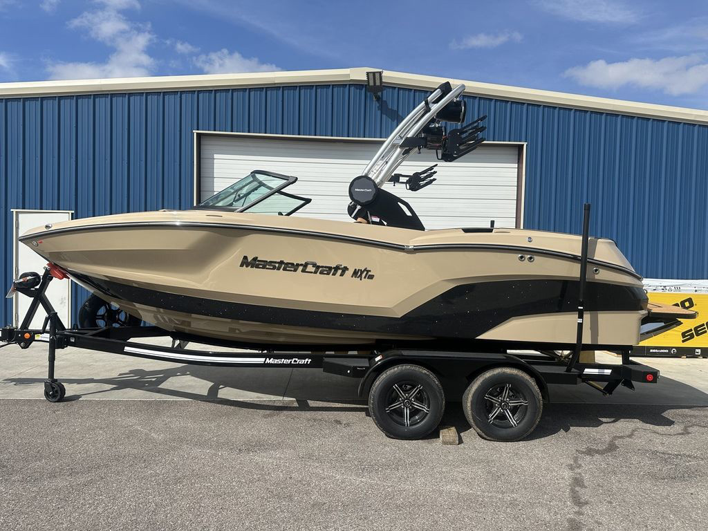 boat.Title