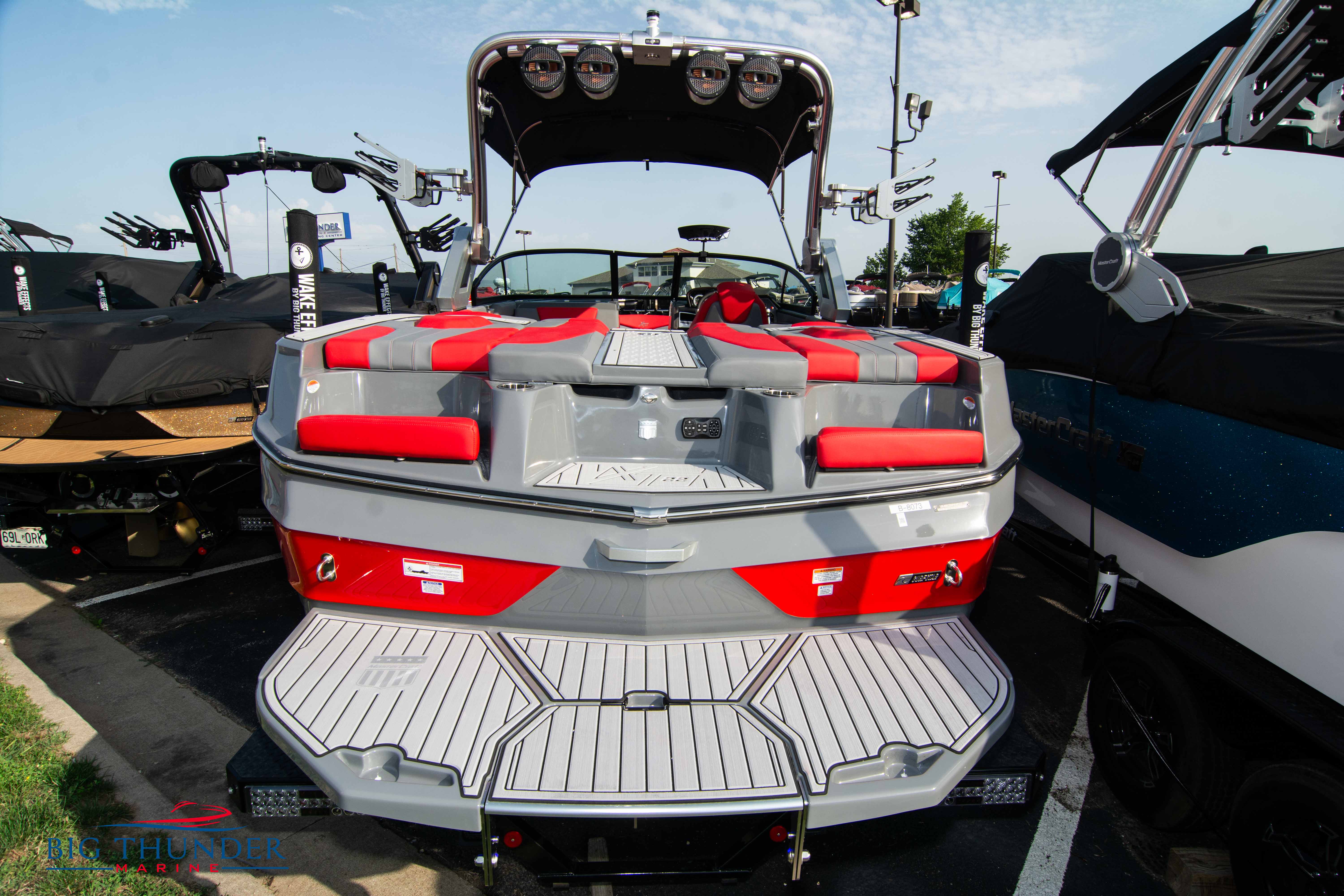 2023 Mastercraft XT22