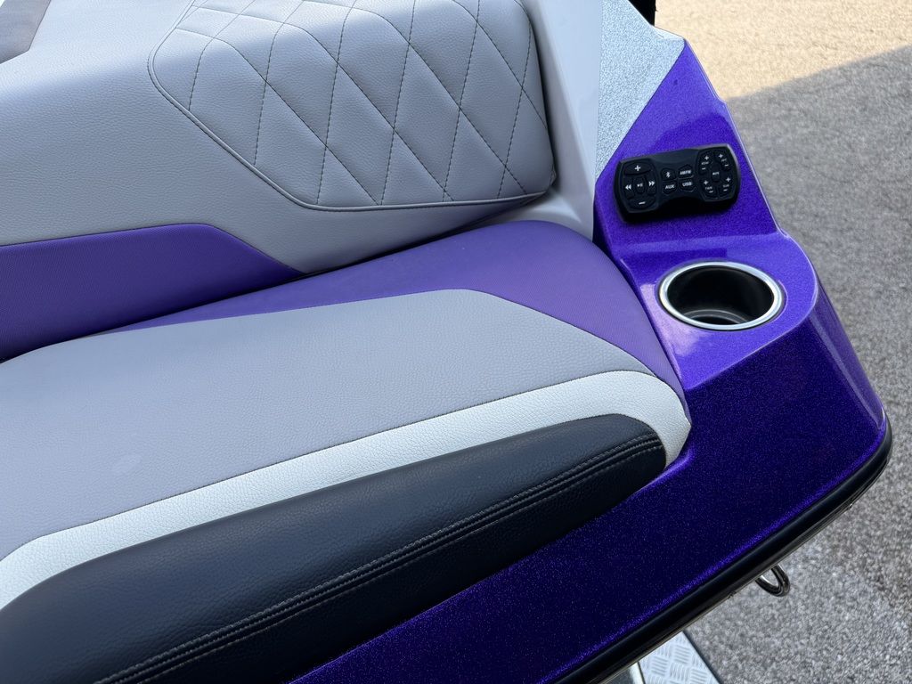 2019 Tige ZX5 Icon