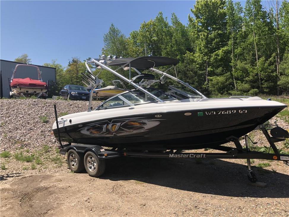 2005 Mastercraft X10