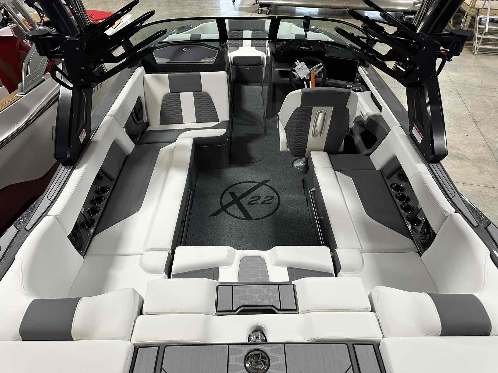 2025 Mastercraft X22