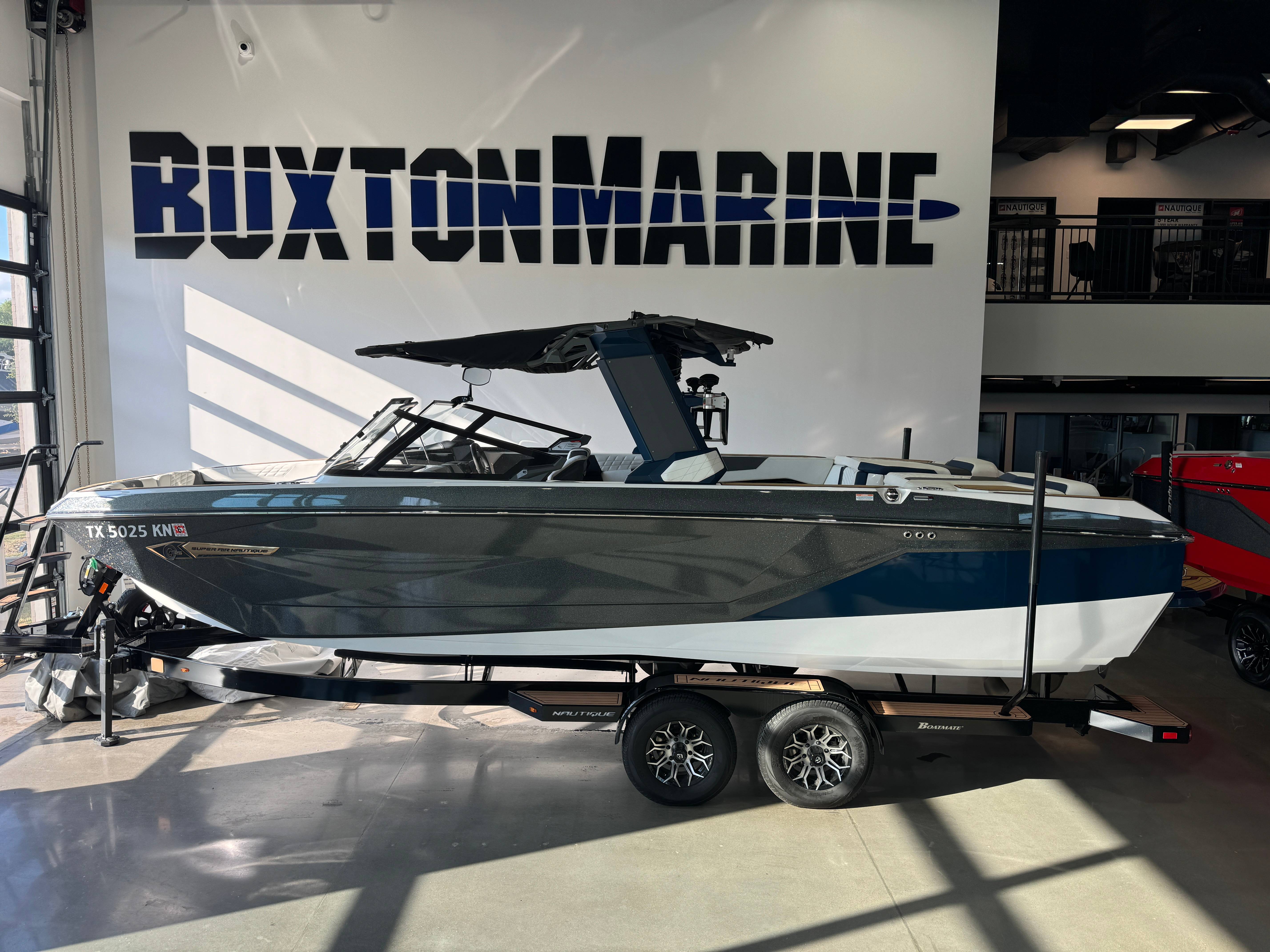 boat.Title