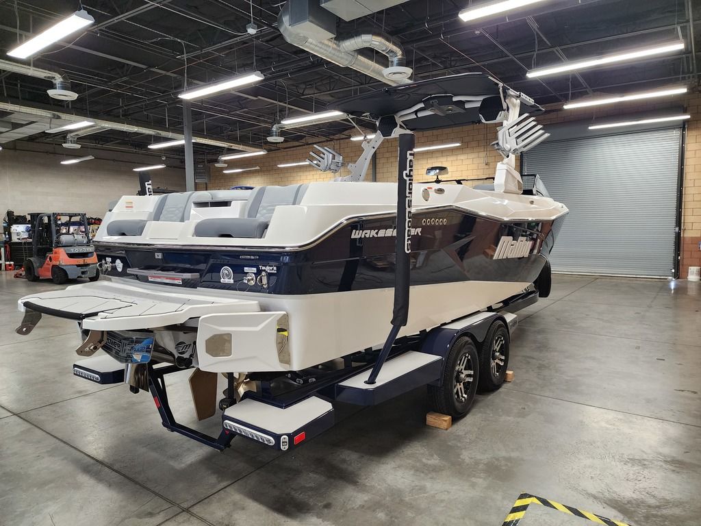 2025 Malibu Boats 26 LSV