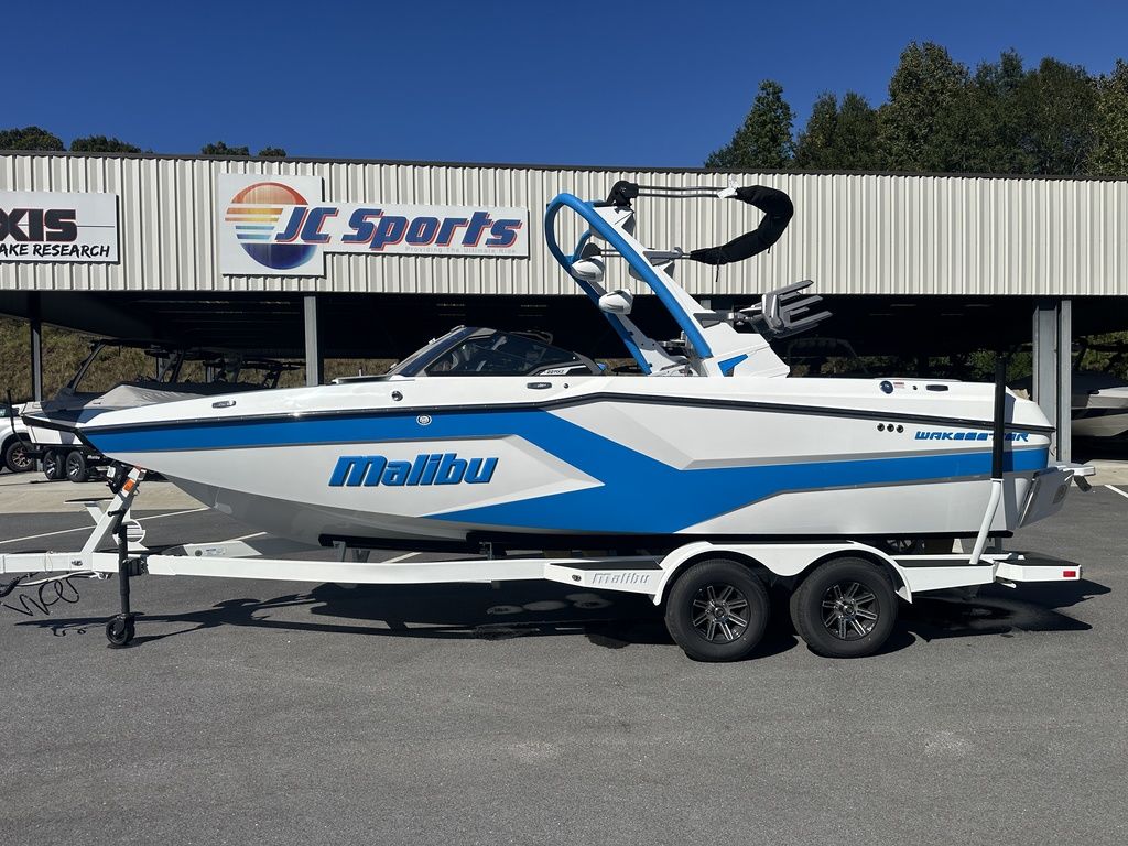 2025 Malibu Boats 22 MXZ