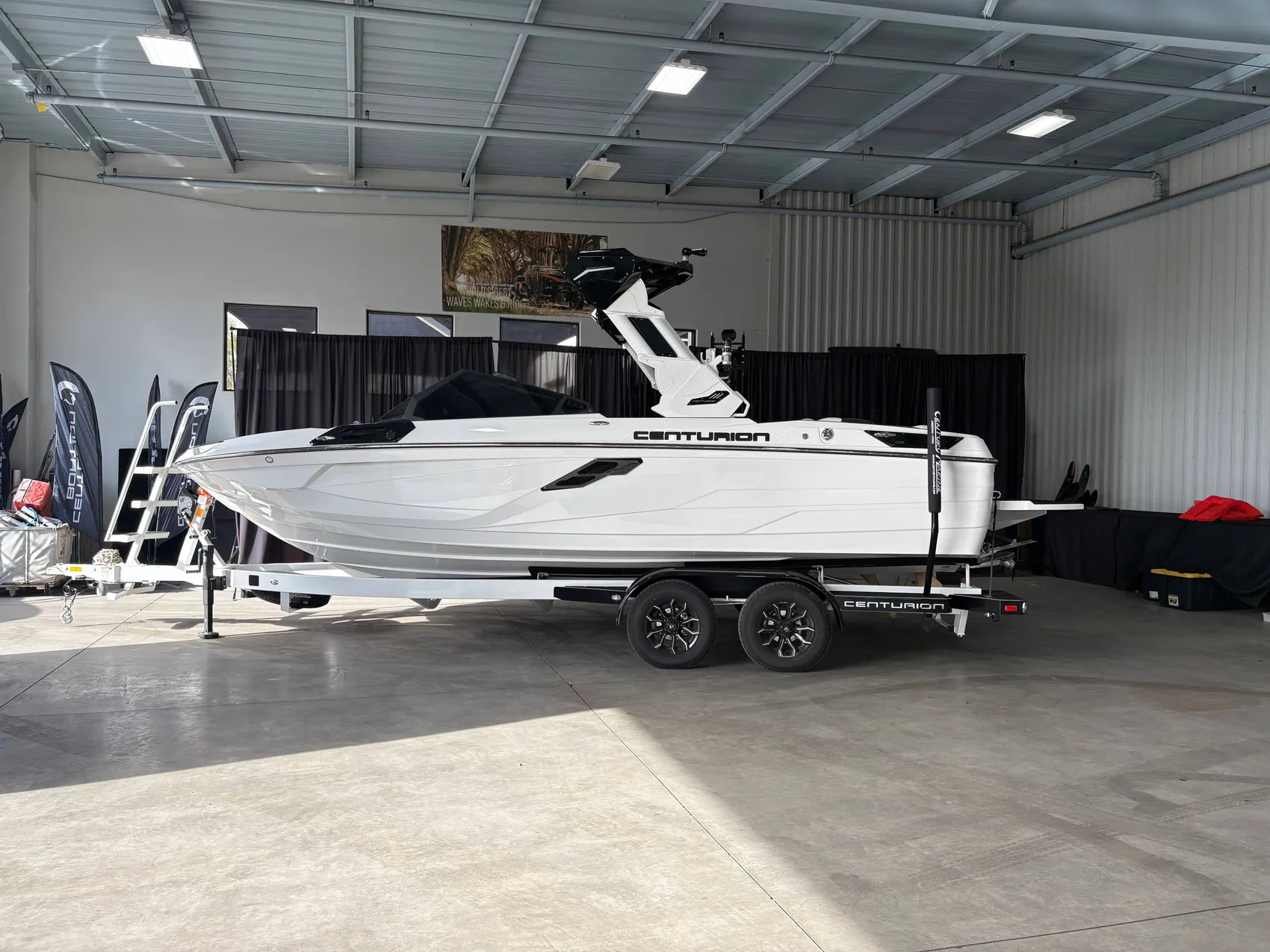 boat.Title