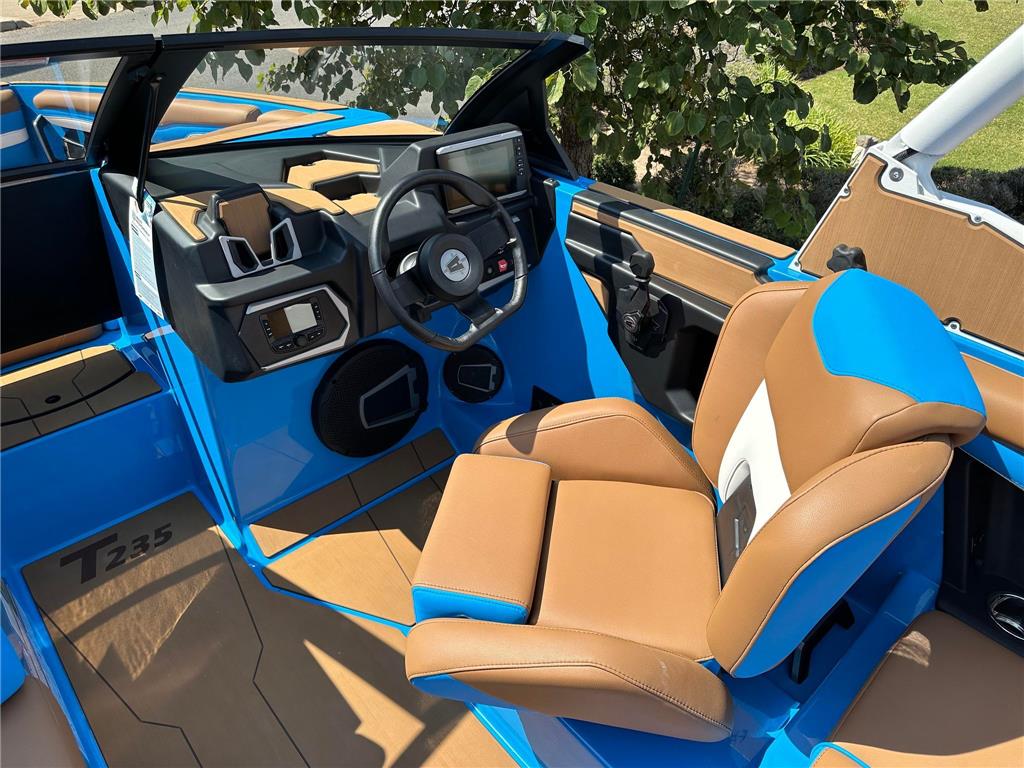 2024 Axis T235