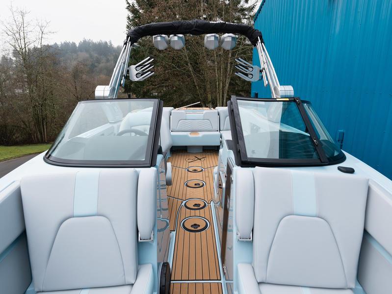 2025 MasterCraft X24
