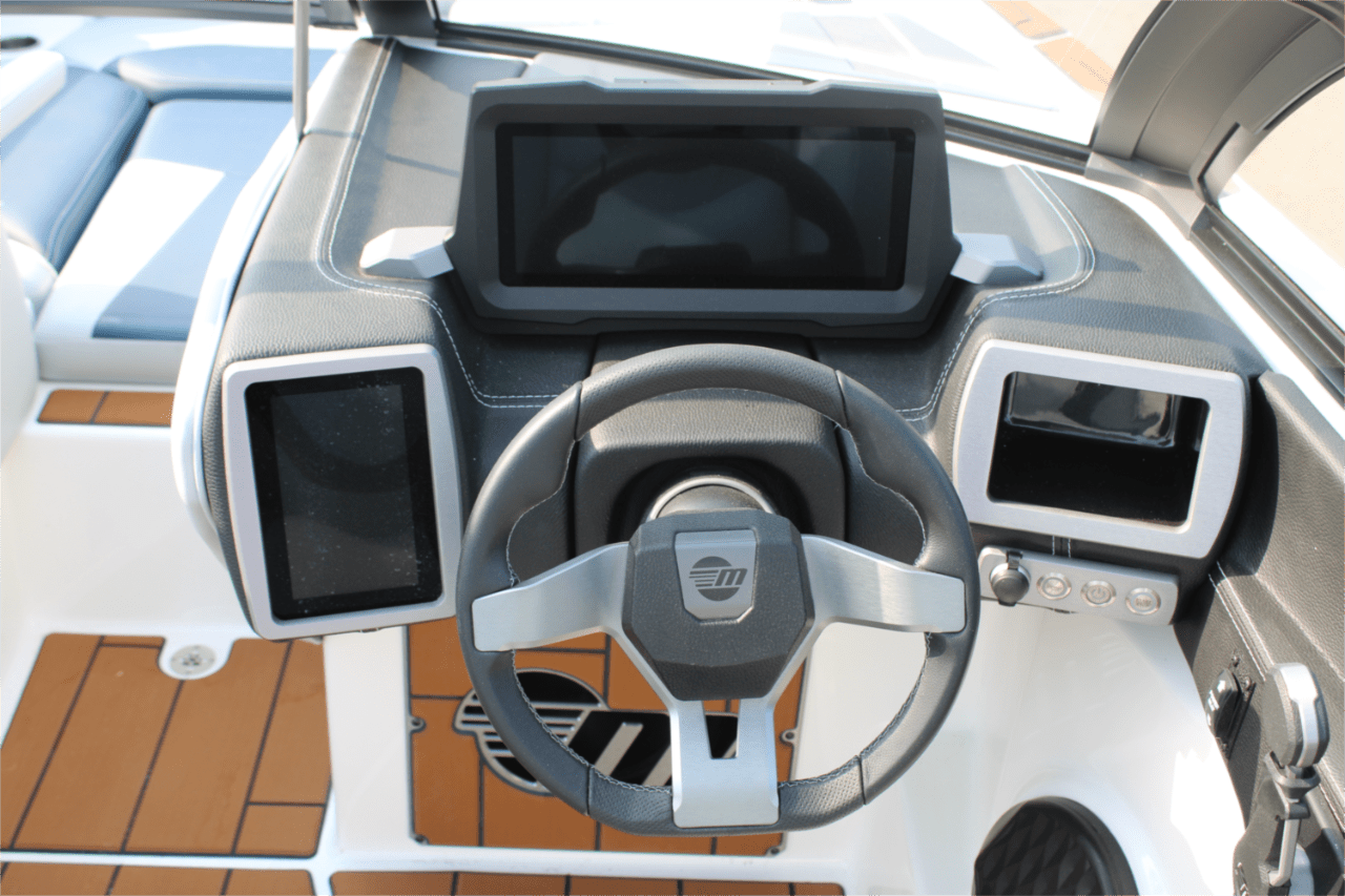 2023 Malibu 24 MXZ