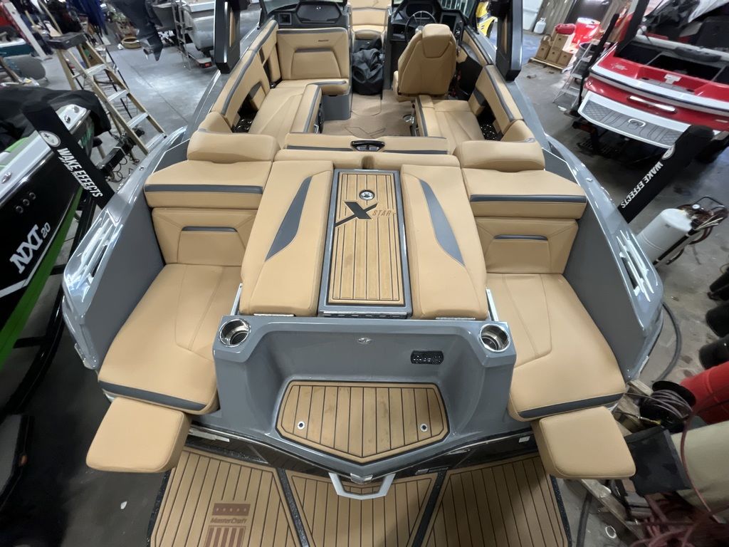 2022 MasterCraft Xstar S
