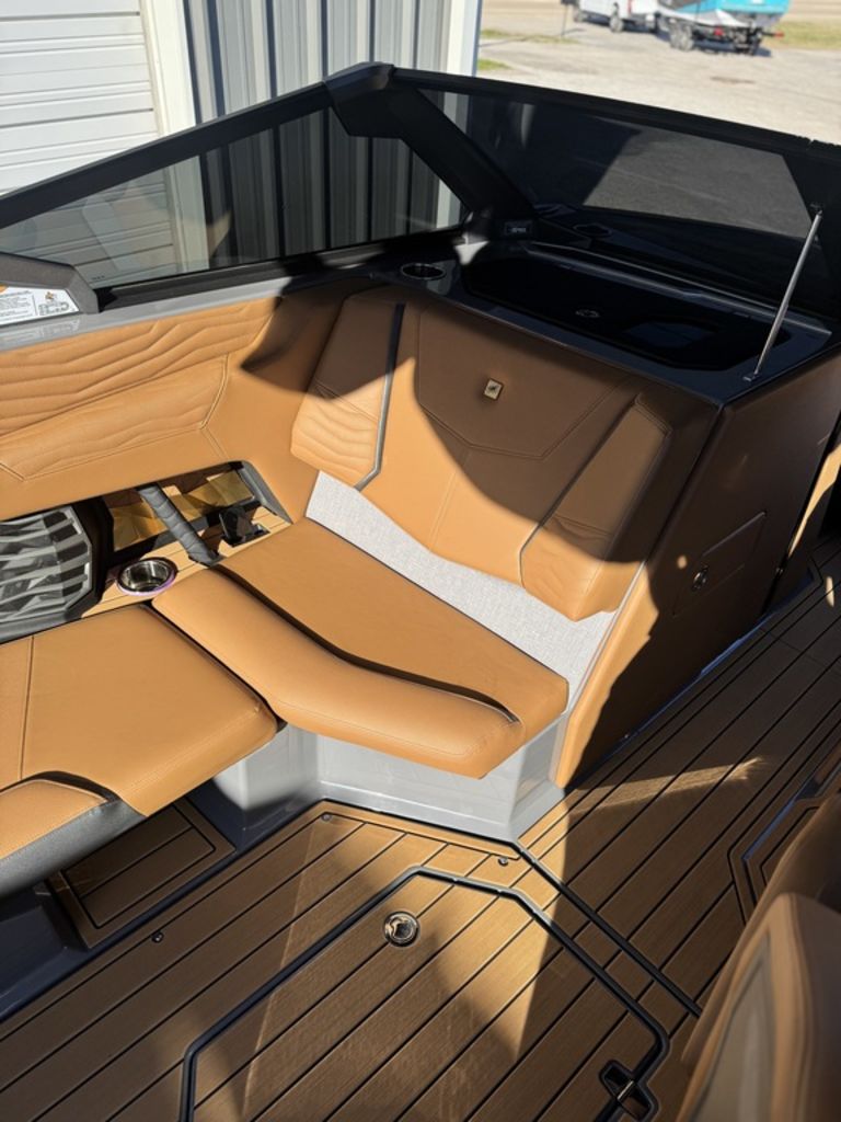 2025 Nautique Super Air Nautique G23