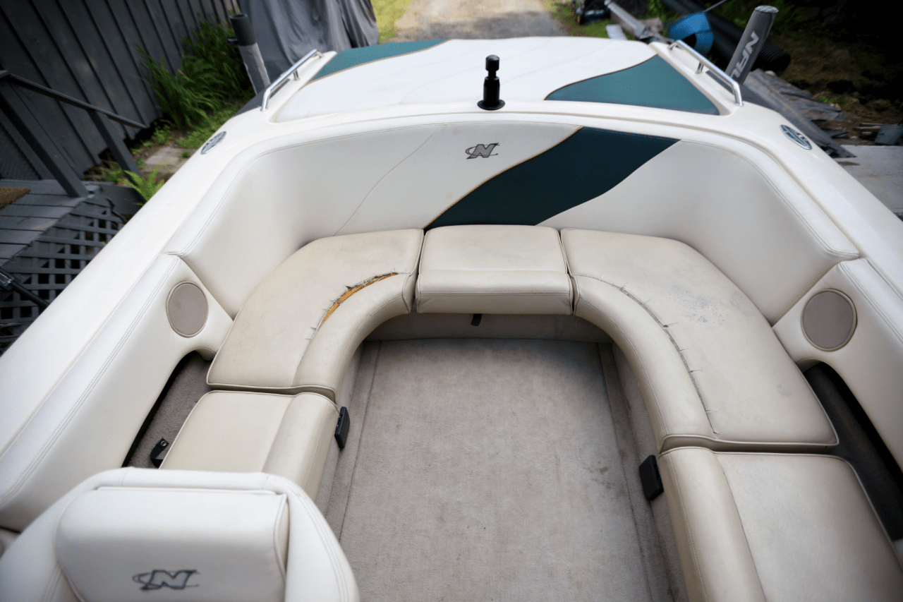 2000 Nautique Super Sport 210