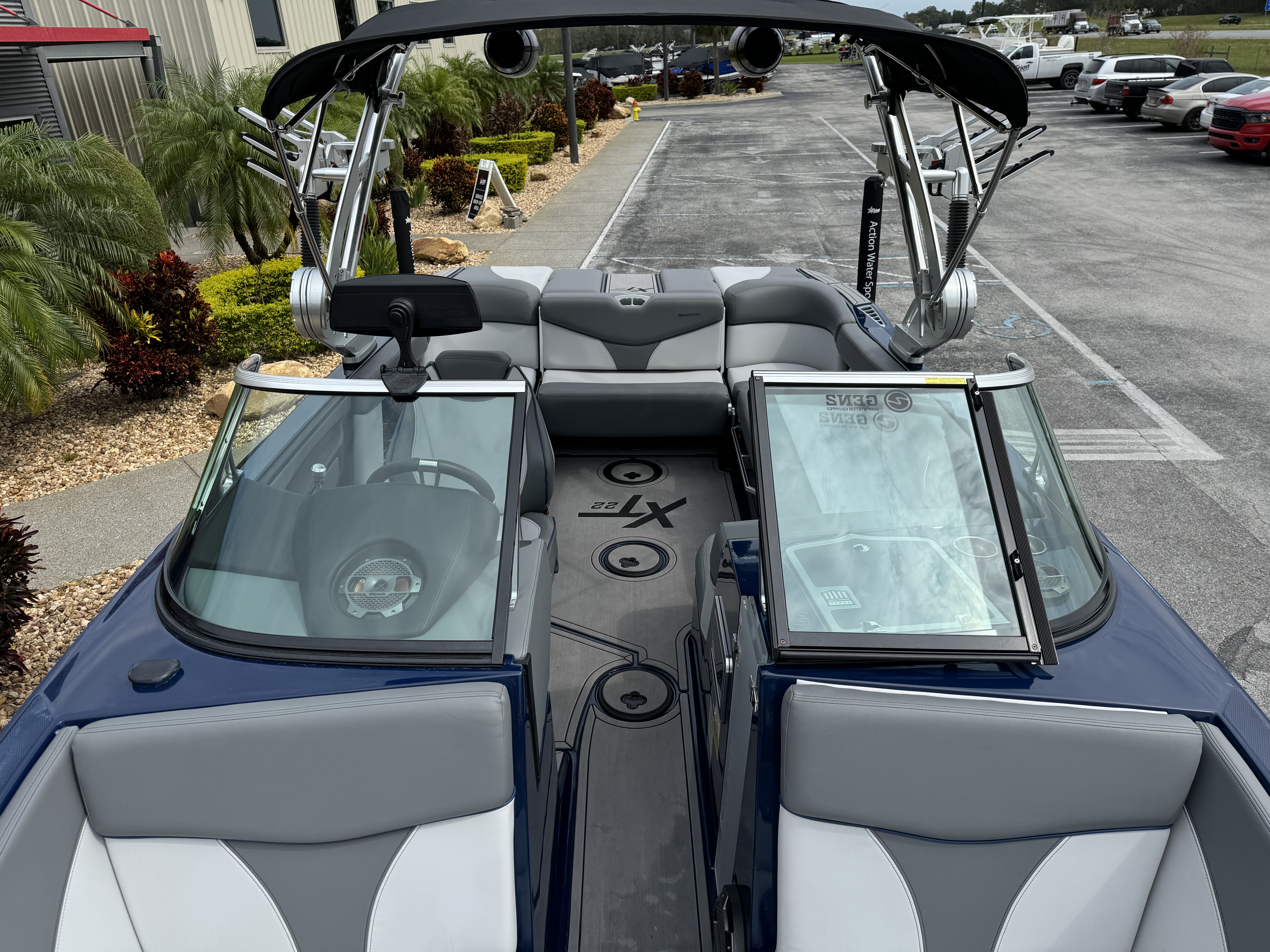 2020 MasterCraft XT22