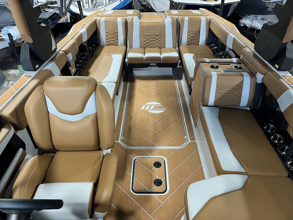 2025 Malibu Boats 26 LSV