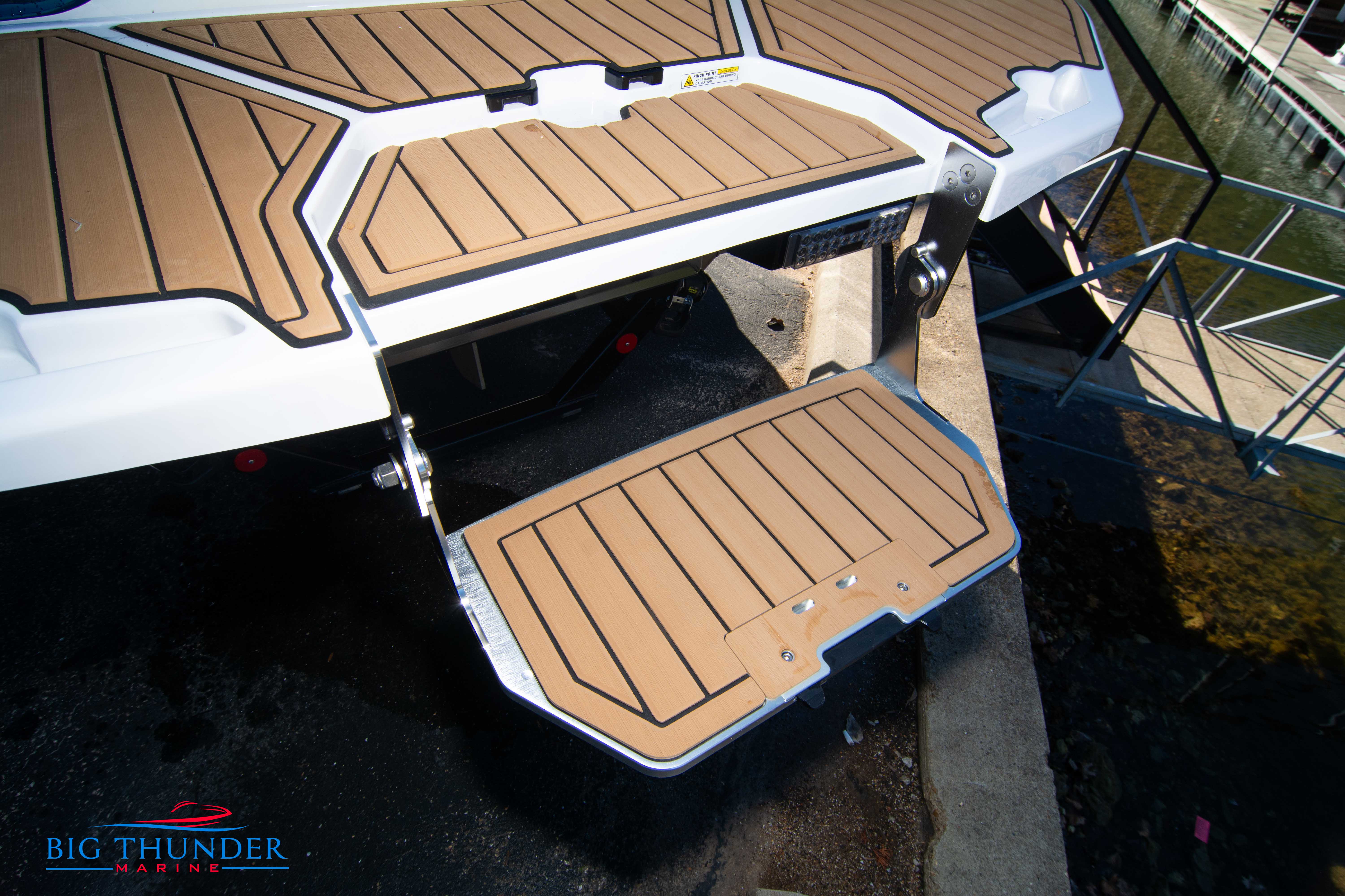 2023 Mastercraft XT24