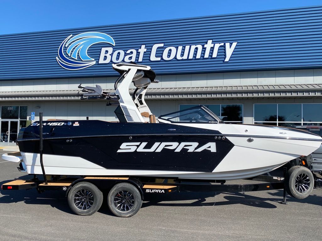 boat.Title